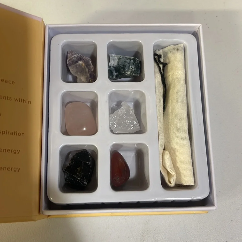 Zodiac Crystal Collection - Picture 2 of 4